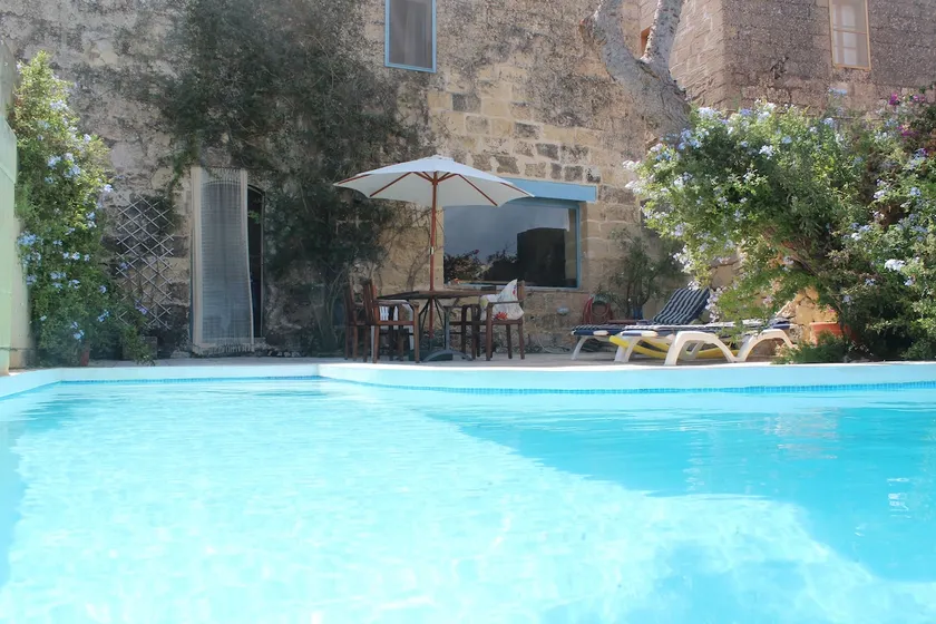 Charaktervolles Farmhaus mit Pool und toller Aussicht - Image 1