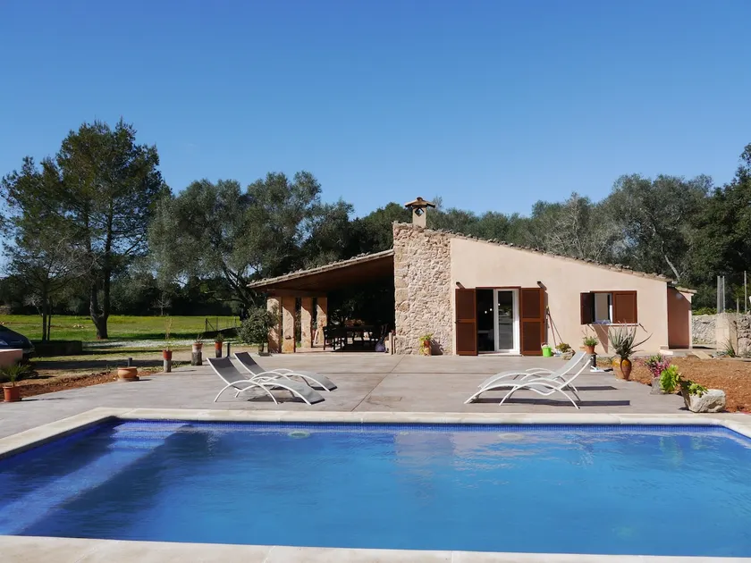 House in the center of nature: pool, terrace ... - Image 1