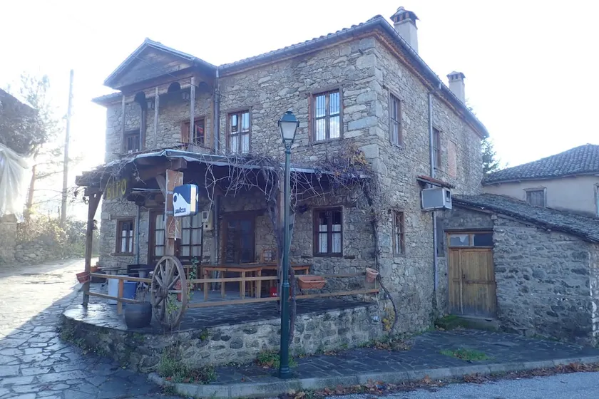 ”Viro” guesthouse-bar in Agios Germanos,Prespes - Image 1