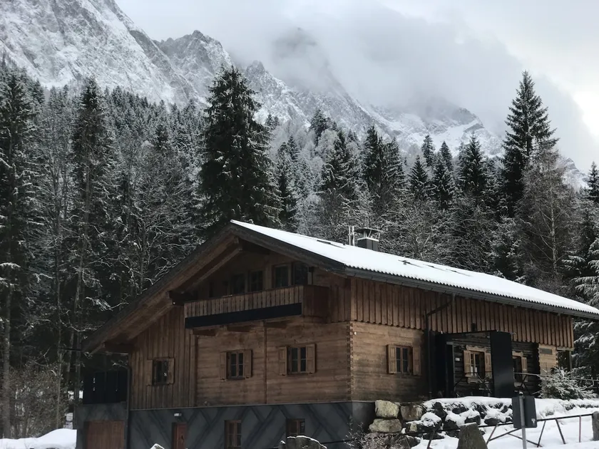 Luxury chalet with pool, home cinema, fitness, sauna, Eibsee, Zugspitze, Garmisch - Image 1