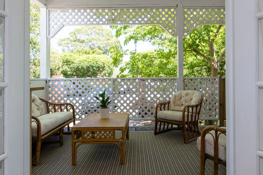 Suite No:1 - Perth Holiday Cottage - Image 1
