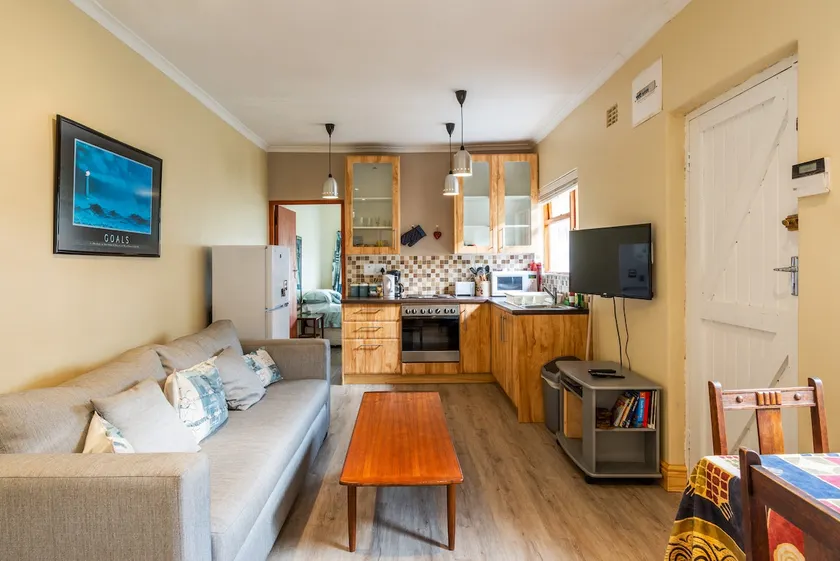 Grace Cottage-Spacious flat in family neighborhood - Image 1