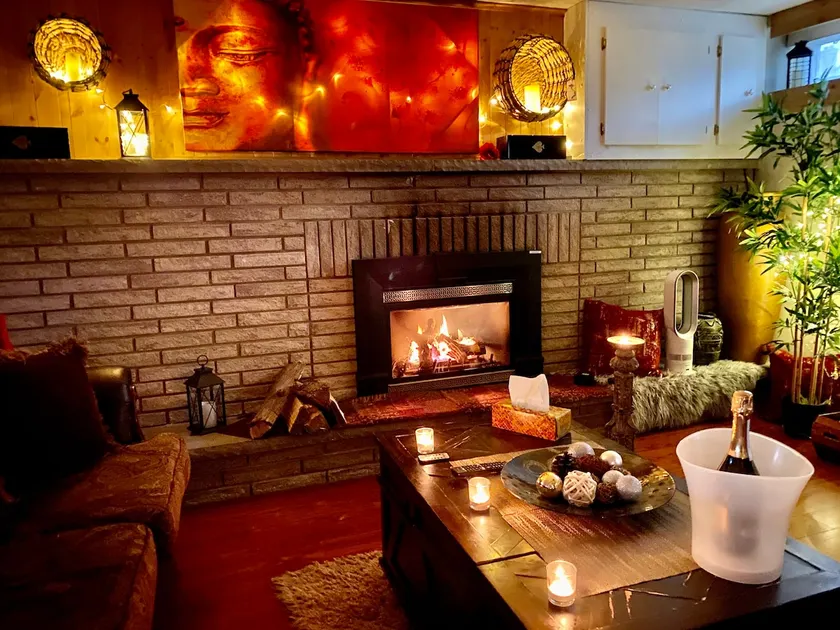 * HOT TUB* Guest Suite - Minutes to the Beach! - Image 1