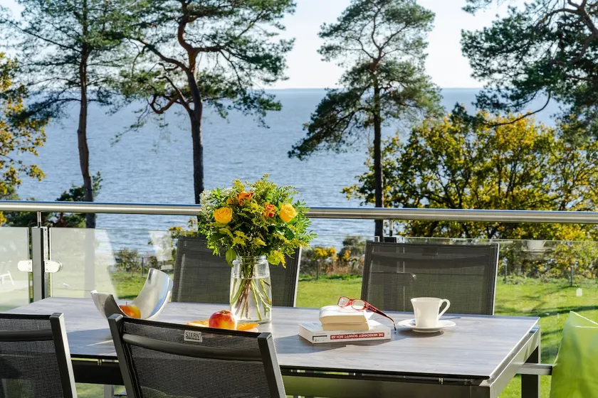 Enjoy the peace and quiet with a view of the water - Image 1
