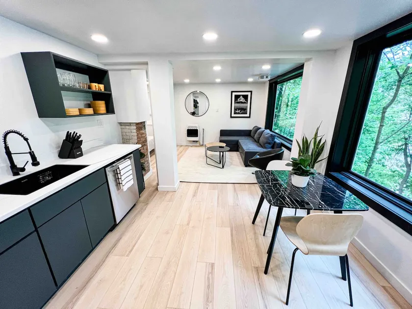 Modern Studio with Views - Image 1