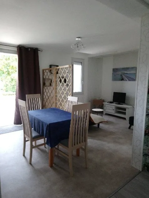 Cozy apartment in a Small City of Character - Image 1