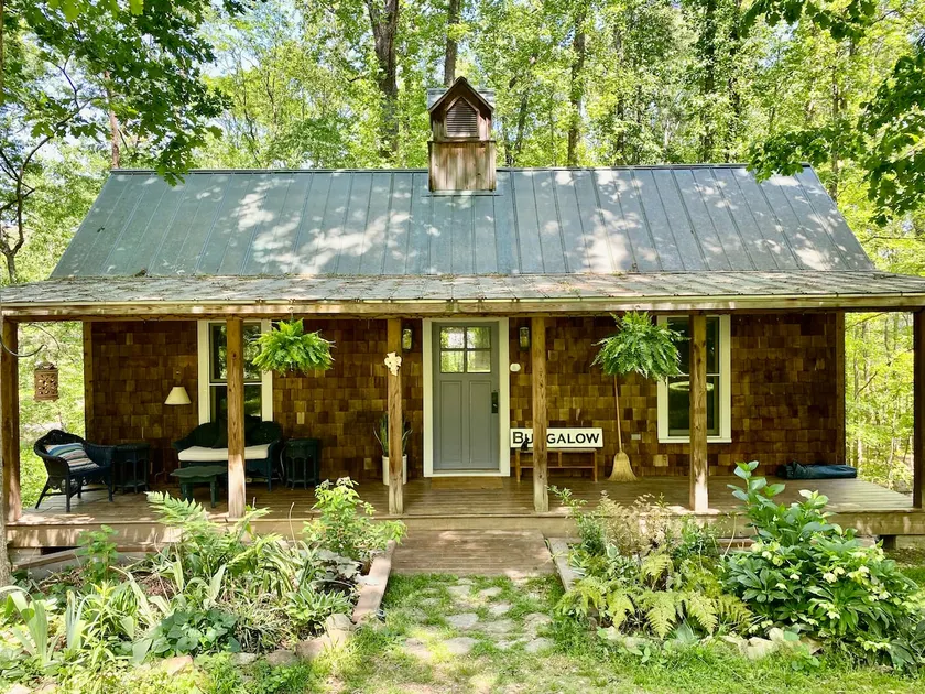 Bungalow In the Woods - Close to UNC and Duke - Image 1