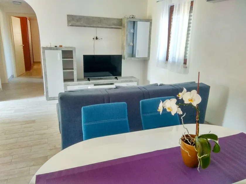★2 BR Bright, Cozy & Quiet Suite★ AC | WiFi | P ★ - Image 1