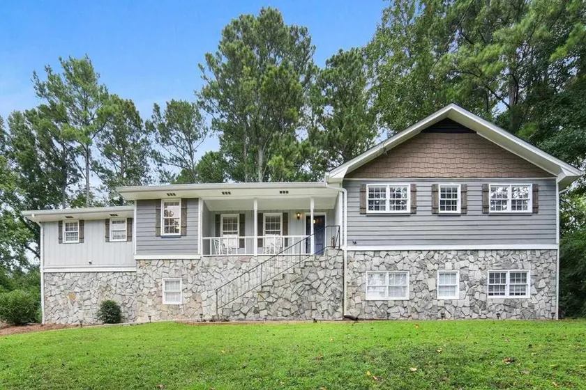 HUGE Home 8 beds in Stone Mountain 30min from CITY - Image 1