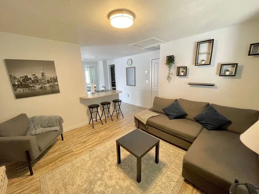Private 2 bedroom Guest Suite - pet friendly - Image 1