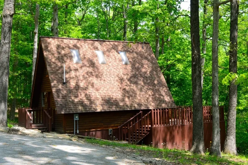 Cedar A Frame Chalet Cabin 2 befindet sich am Patoka Lake im Süden von Indiana - Image 1