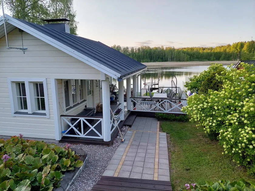 Romantic beach sauna with kitchenette - Image 1