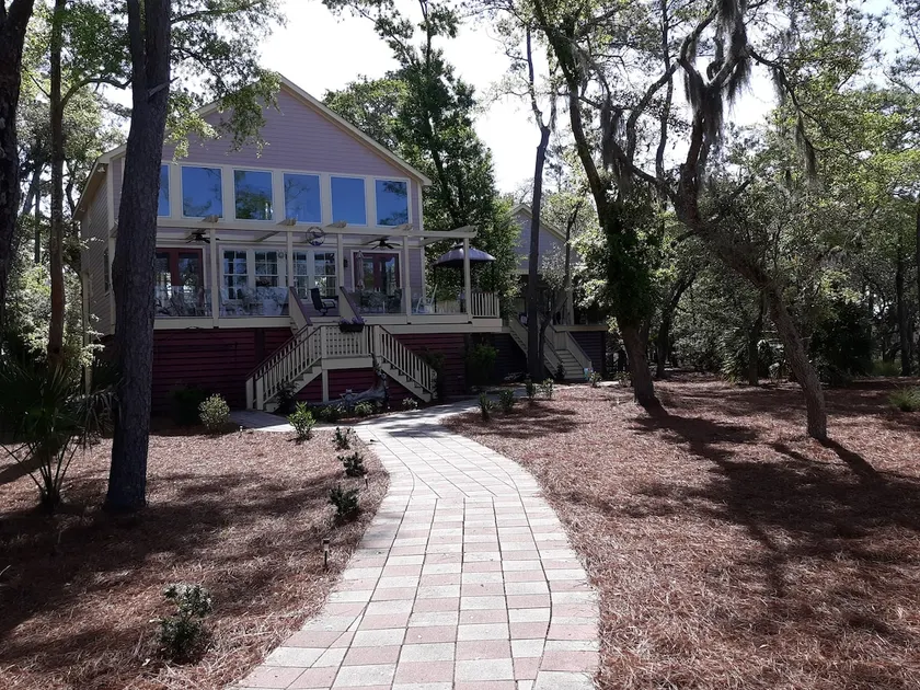Private Island Cottage - Image 1