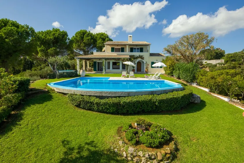 La Villa Pelagos est sans aucun doute l'une des meilleures vues de Corfou. - Image 1