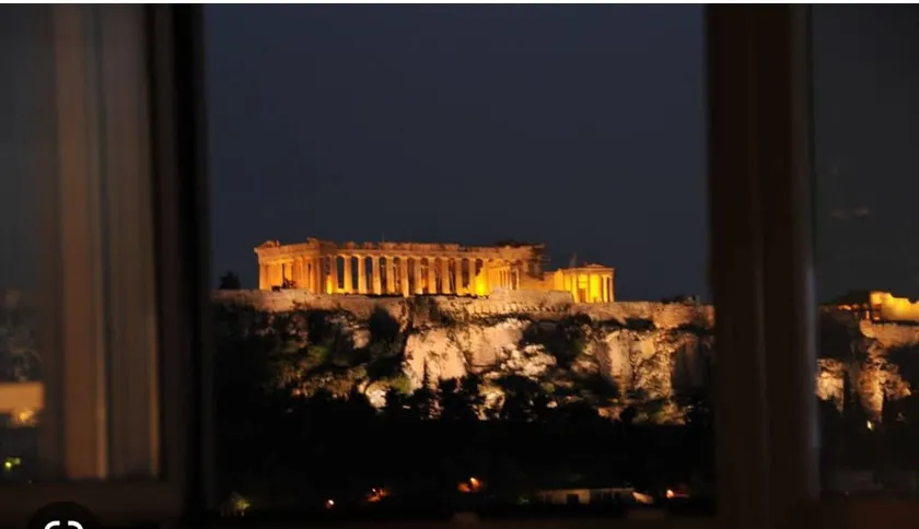 10' from Acropolis with panoramic city VIEW - Image 1