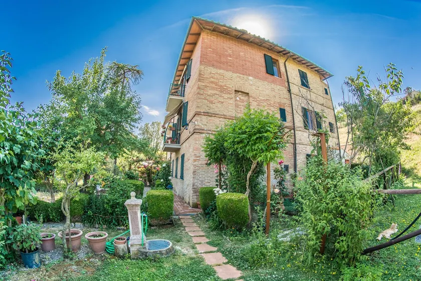 Lavender Apartment - Image 1