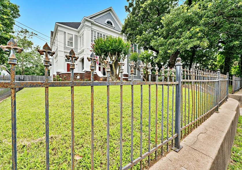 Fannie's On 5th Street-Close To Downtown And Magnolia Market - Image 1