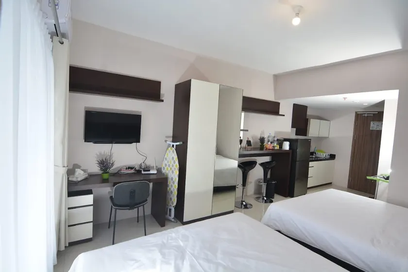 K&K RESIDENCE.... COZY, HOMEY, STRATEGIC - Image 1