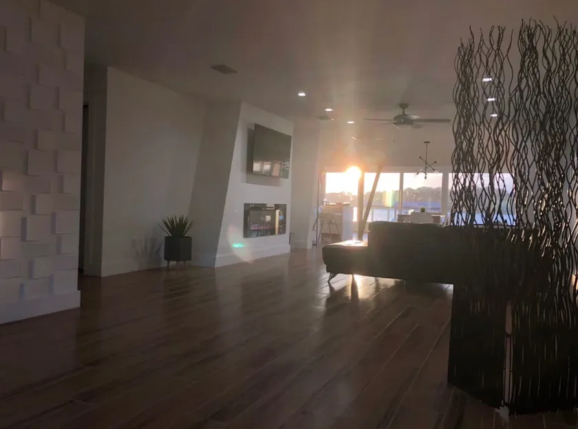 Modern Lake Weir House - Image 1
