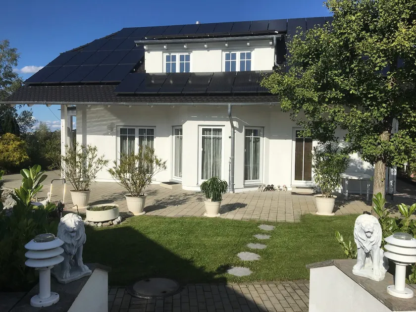 Casa unifamiliar exclusiva com jardim e sauna para 2 a 6 pessoas - Image 1