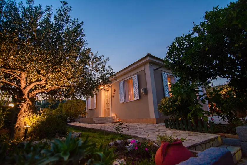 Kroussos Cottage - Image 1