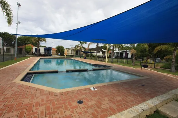 ON THE BEACH Geographe Bay Holiday Park Unit 106 - Image 1
