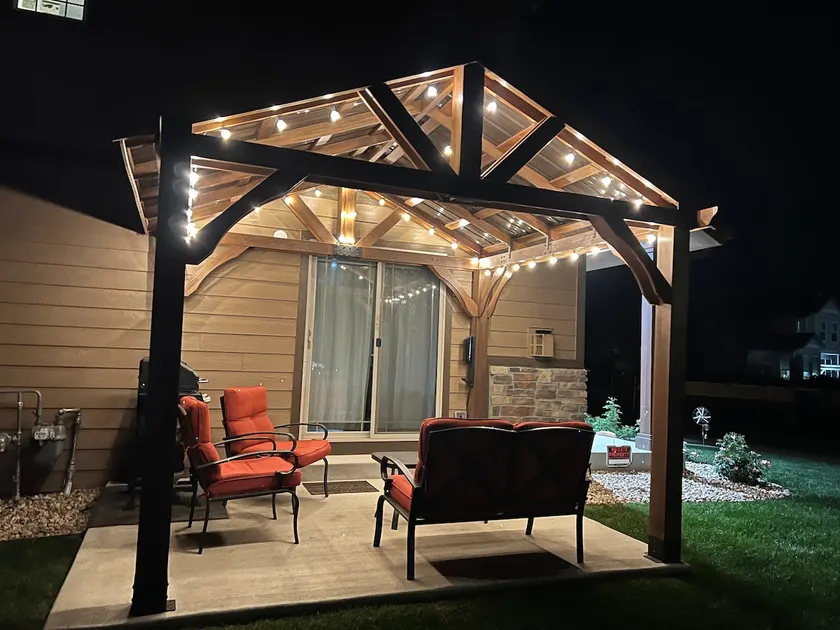 NEW cozy house w/garage in CentralGreeley - Image 1