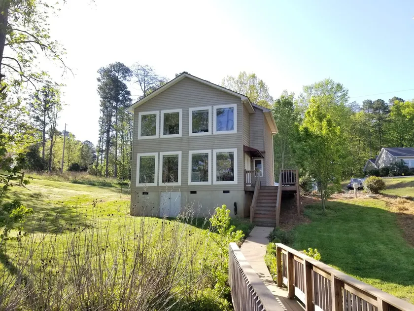 Badin Cove Retreat- Lakefront- Fiber internet! - Image 1