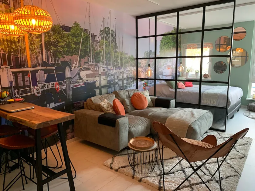 Luxurious mini loft historical center Dordrecht - Image 1