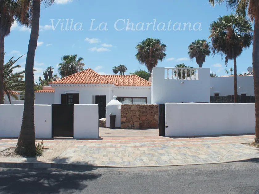 Villa La Charlatana - Image 1