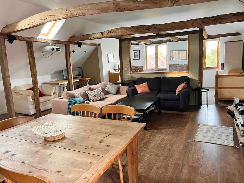 The Cart Loft - Private Apartment on farm in Rye - Image 1