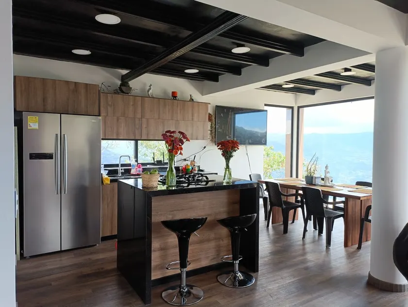 Entrenubes-Full country house for 10 people - Image 1