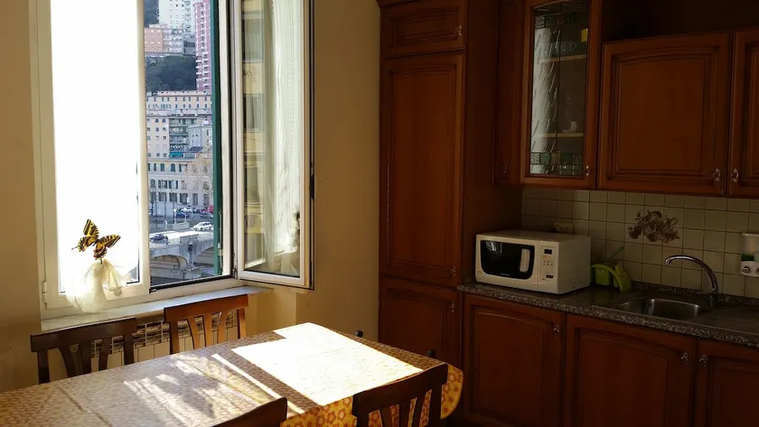 Genoa Marassi Apartment - Image 1
