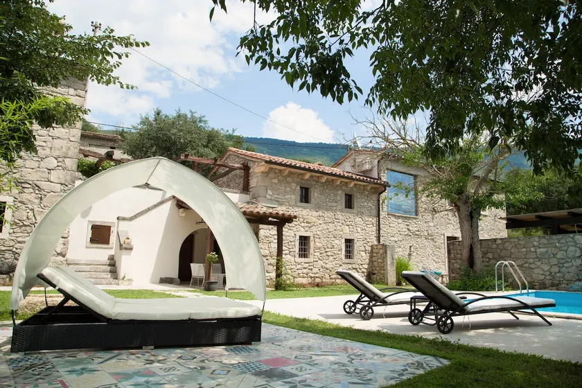 Trohi Home - a nature retreat in a heritage villa - Image 1