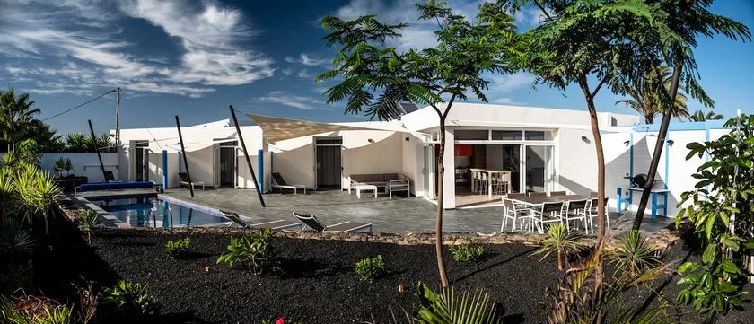 Casa Fatima Villa with heated pool + Jacuzzi - Image 1