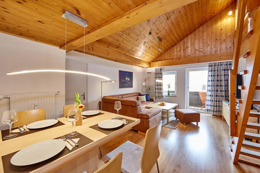 Family-friendly apartment in Oberammergau for 8 people - Image 1
