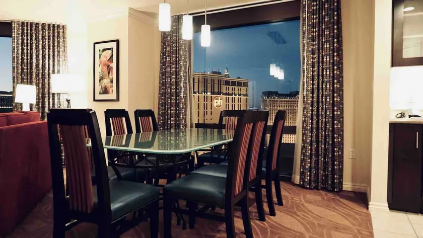 Luxury 3BR/3BA Penthouse Villa on Vegas Strip - Image 1