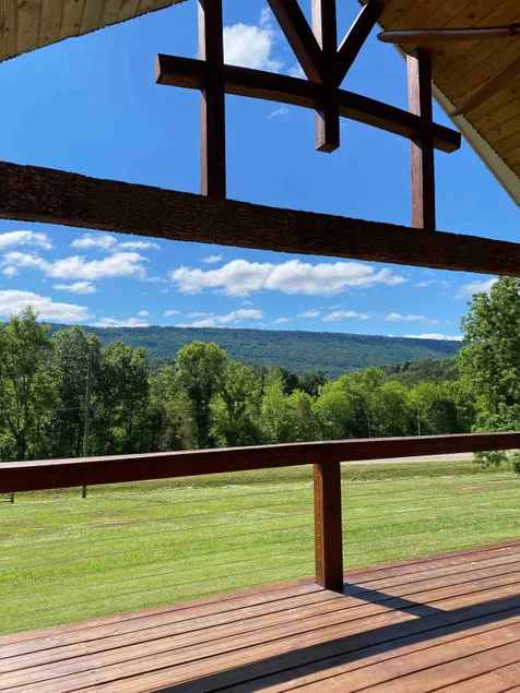 Mountain Dale Retreat - Image 1