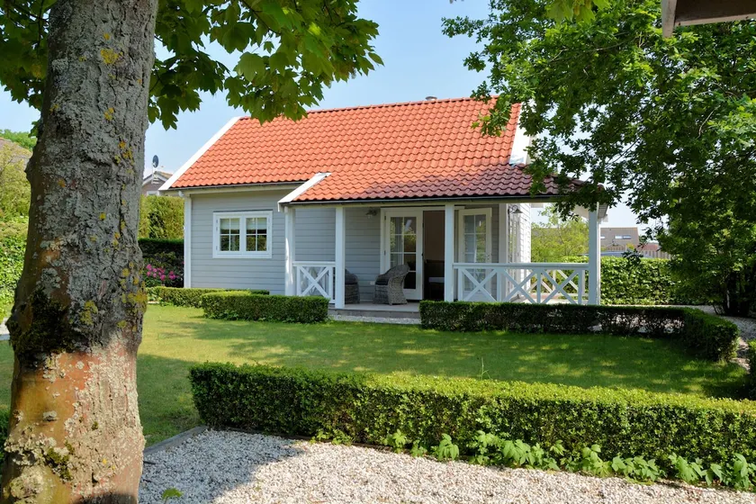 Holiday Home in Noordwijk near Beach - Image 1