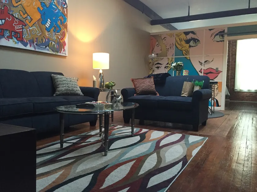510 Studios Loft East - Image 1