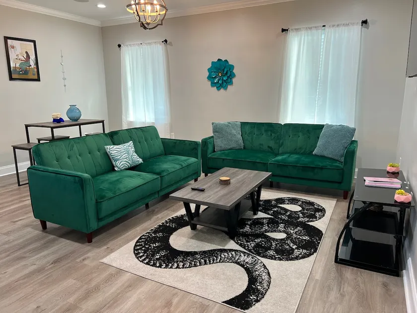 Modern Home in Uptown New Orleans (Hollygrove) - Image 1