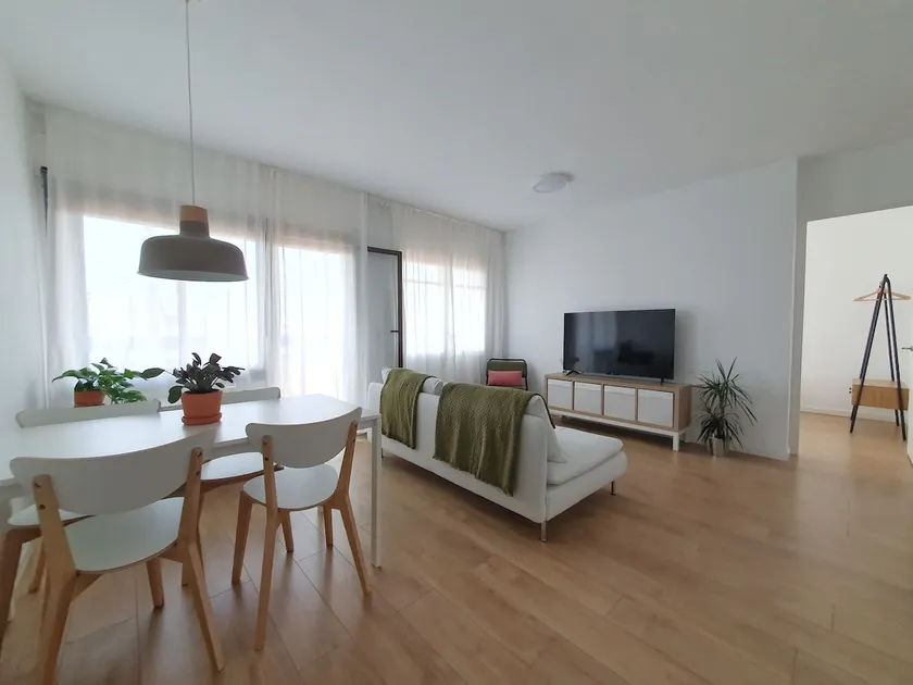 cozy apartment with balcony near Metro - Image 1