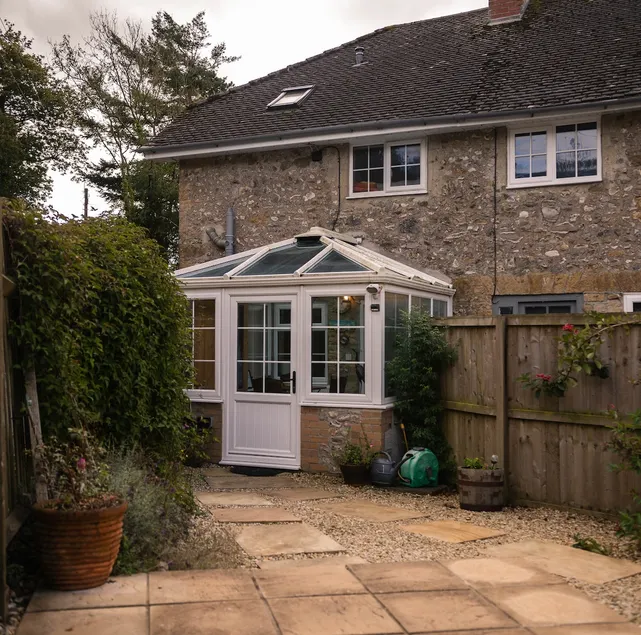 Hartgrove Farm Bungalows - Image 1
