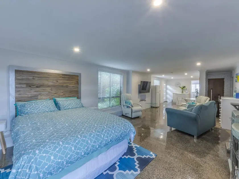 Bellarine Bayside Portarlington - Image 1
