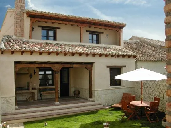 Villa de Urueña ”House of the Illustrious” - Image 1