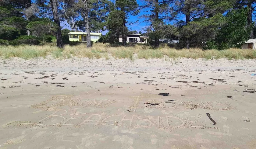 Bruny Island Beachside - family friendly stay - Image 1