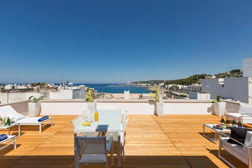 SUITE SALENTO, PENTHOUSE SANTA MARIA AL BATHROOM - Image 1