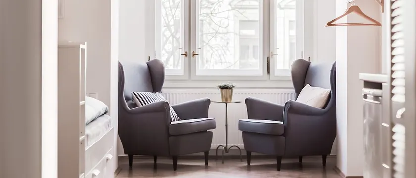 Trendy Local Apartment - Image 1