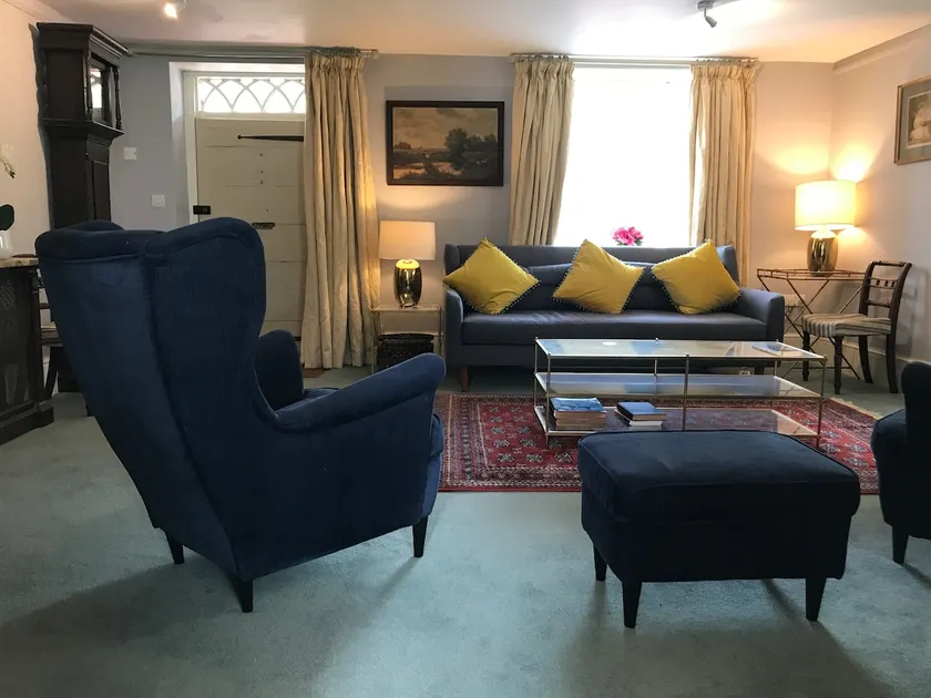 A gorgeous, two double bedroom, period cottage. - Image 1