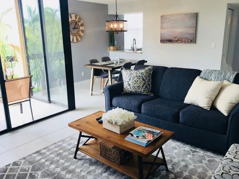 Unit #1-Bright, Updated 1 BR in Delray-Near Beach! - Image 1